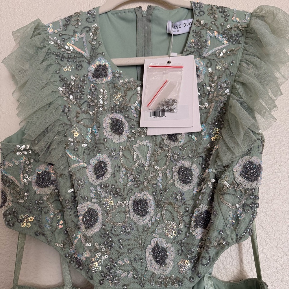 MAC DUGGAL Floral Beaded Ruffle Mini Dress - Picture 8 of 13